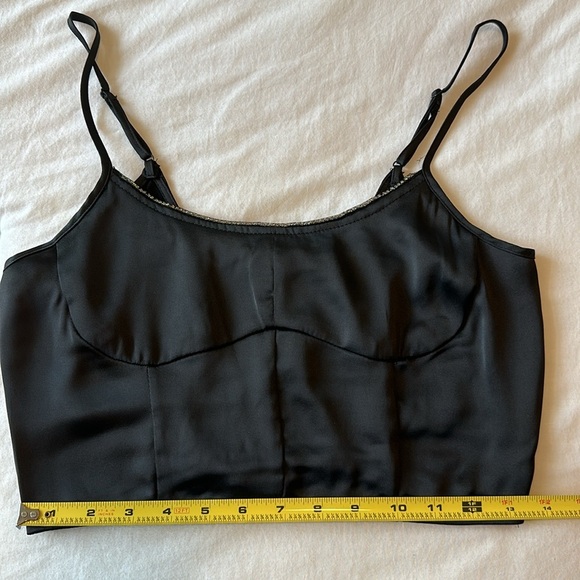 NWT House of Harlow 1960 Black Rhinestone detail Crop Top Size M - Picture 10 of 15